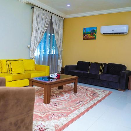 Guest Pride Hotel Kano Esterno foto