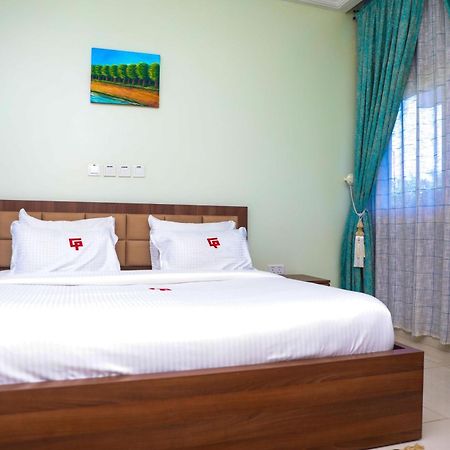 Guest Pride Hotel Kano Esterno foto