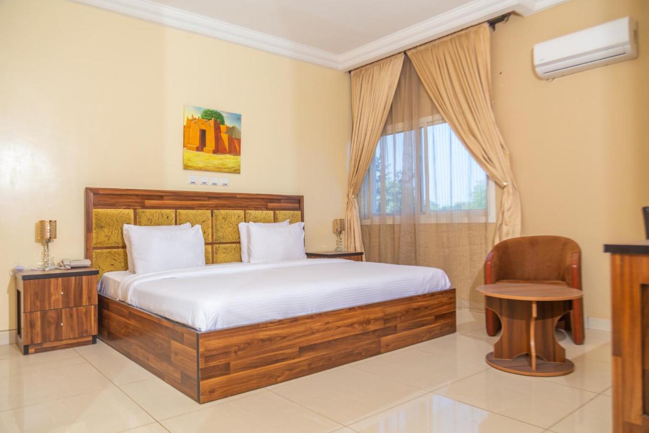 Guest Pride Hotel Kano Esterno foto