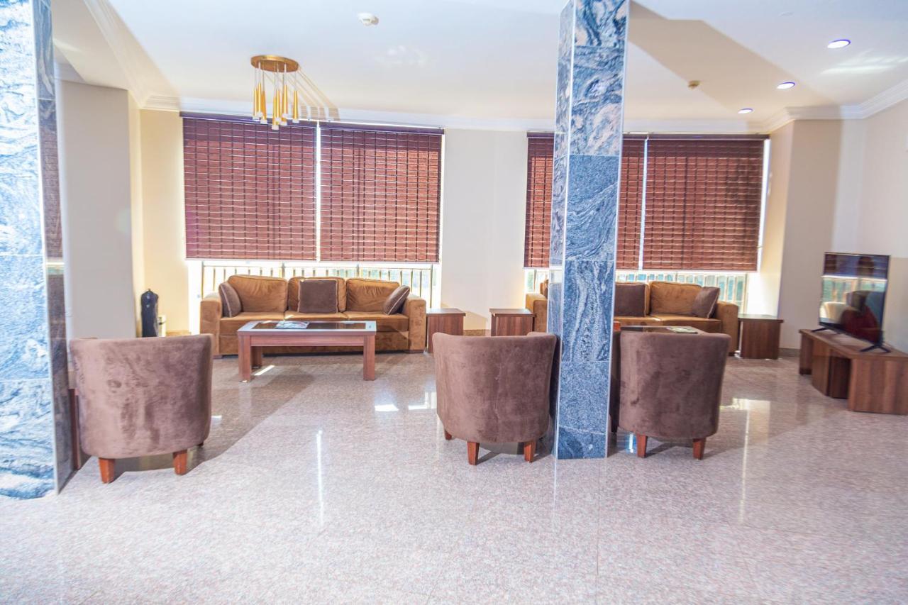 Guest Pride Hotel Kano Esterno foto