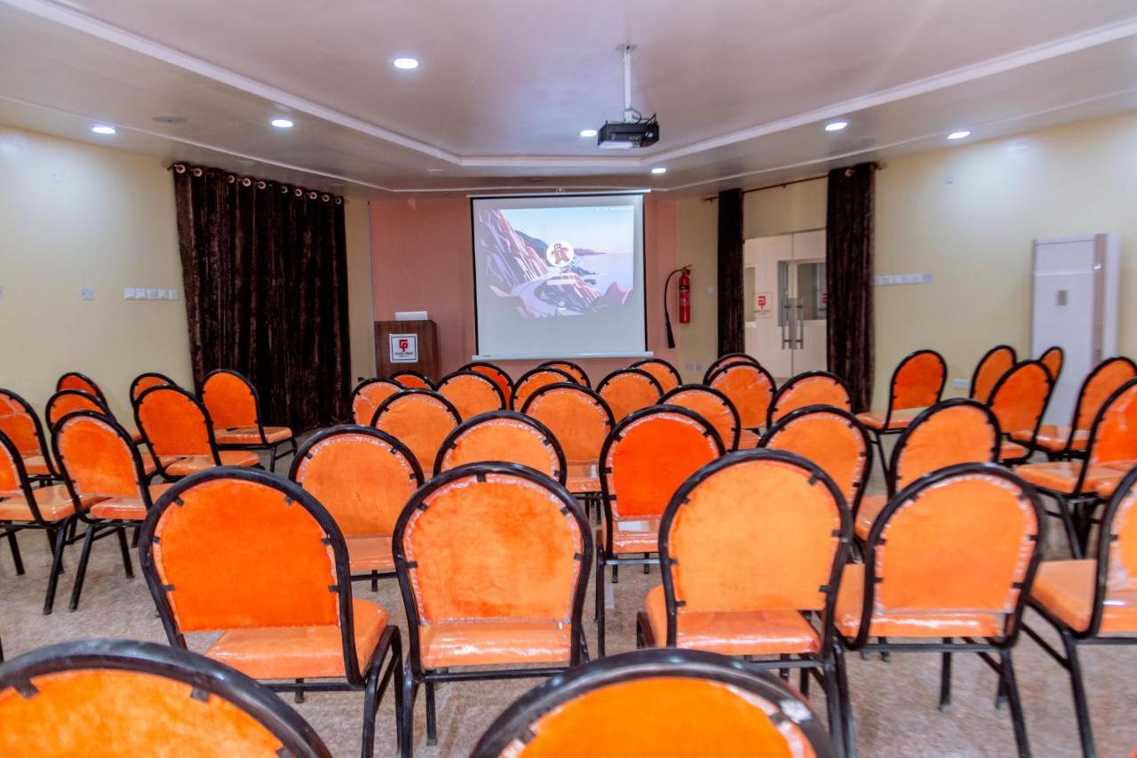 Guest Pride Hotel Kano Esterno foto