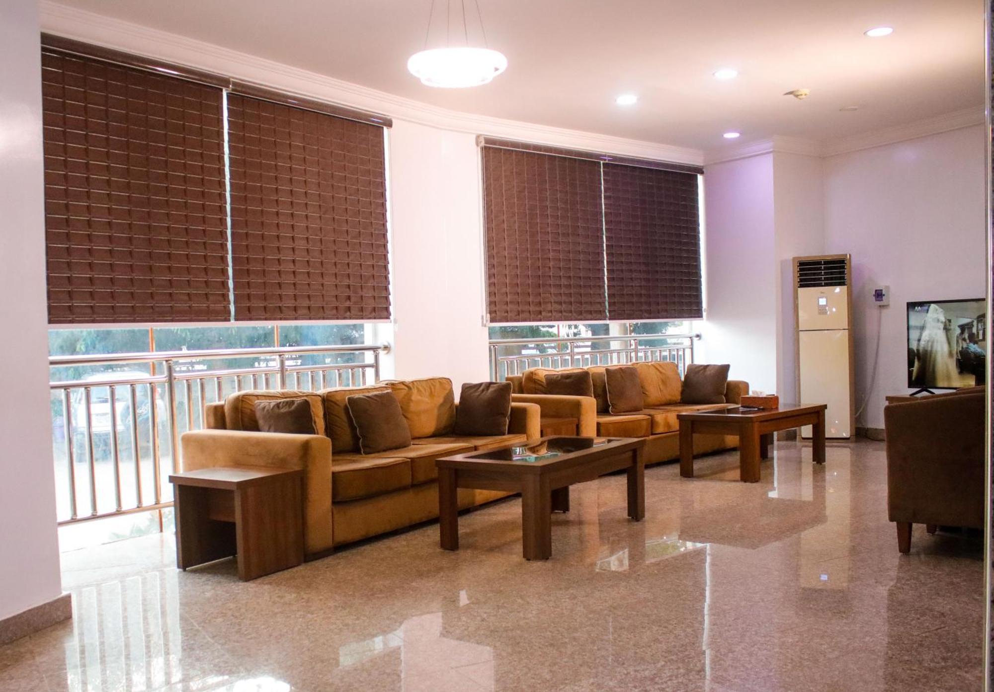 Guest Pride Hotel Kano Esterno foto