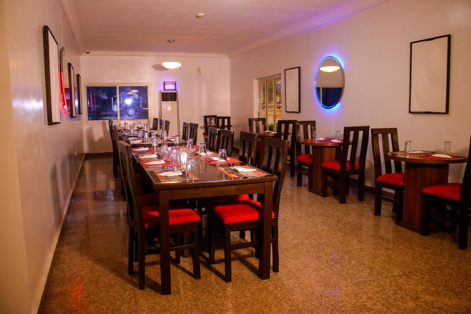 Guest Pride Hotel Kano Esterno foto