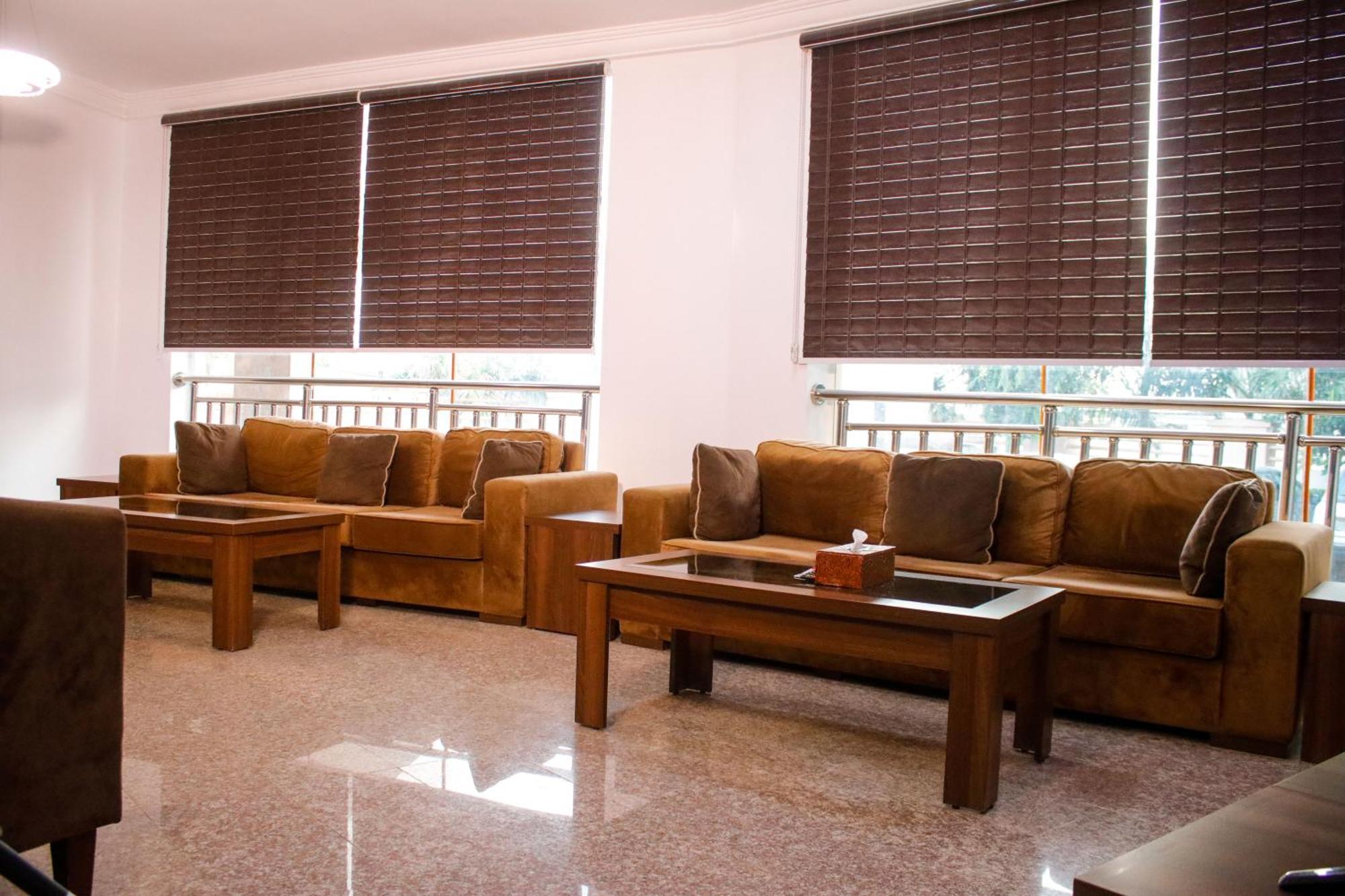 Guest Pride Hotel Kano Esterno foto