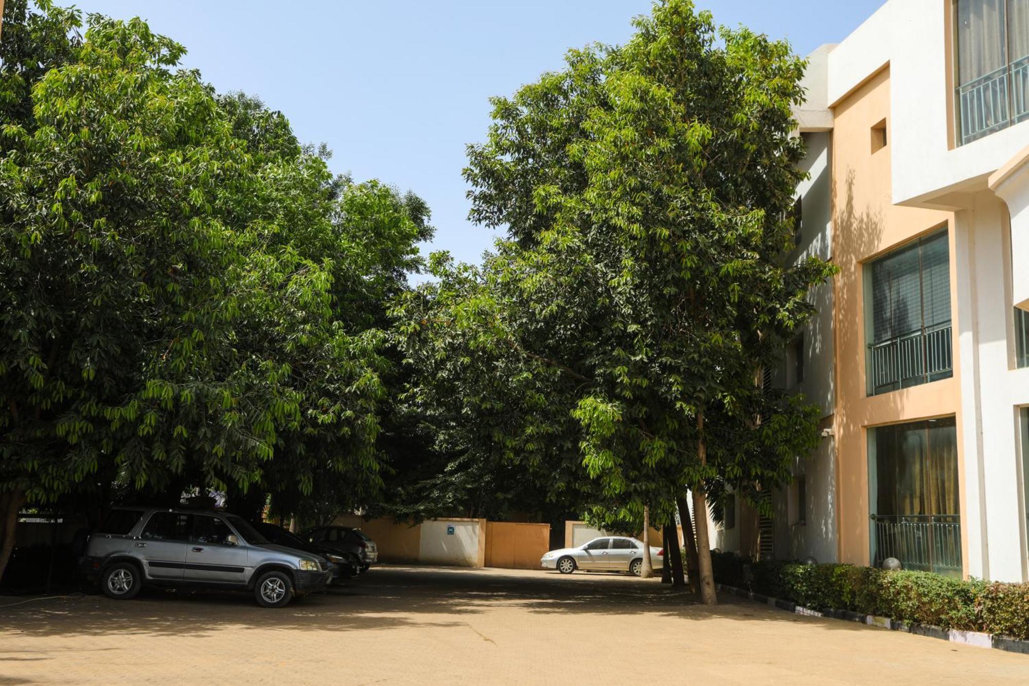 Guest Pride Hotel Kano Esterno foto